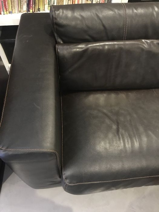 Sofa em pele de 3 lugares