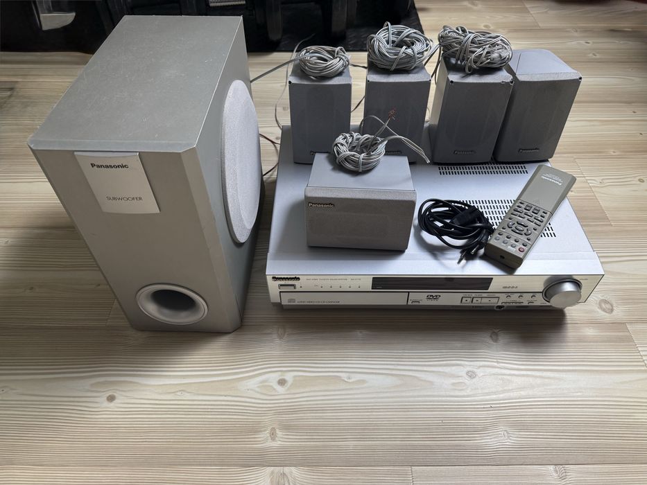 Kino Domowe/Amplituner Panasonic SA-HT 75