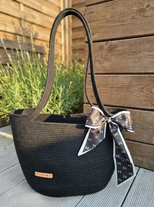 Torebki ręcznie robione że sznurka