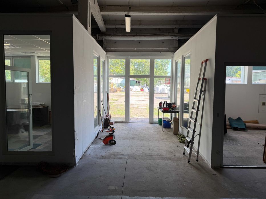Magazyn Jeżyce 540 m2 + biura 130m2