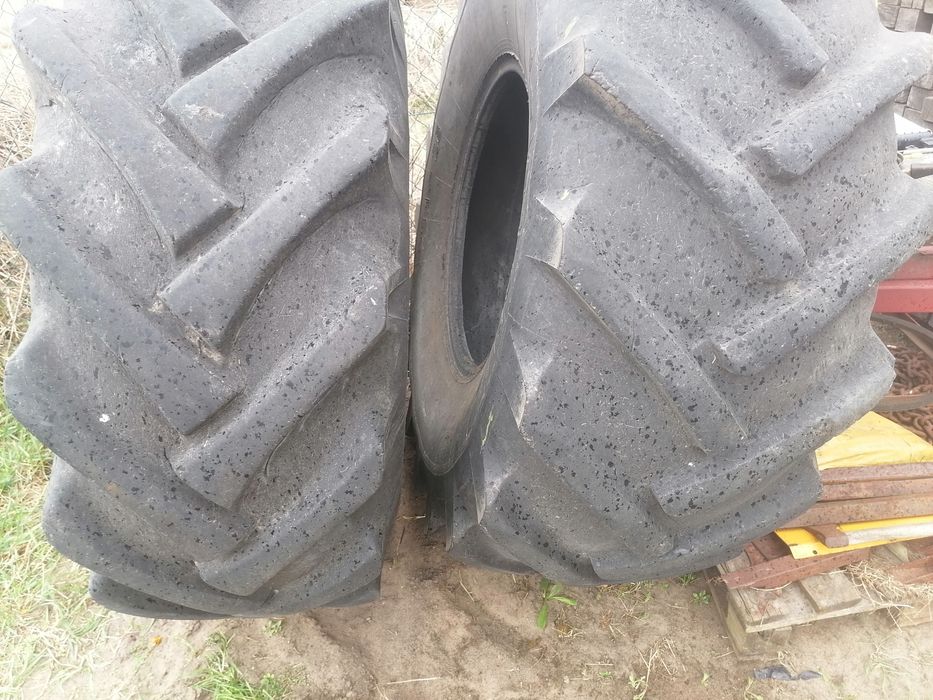 Opony 23.1 R 26 14PR