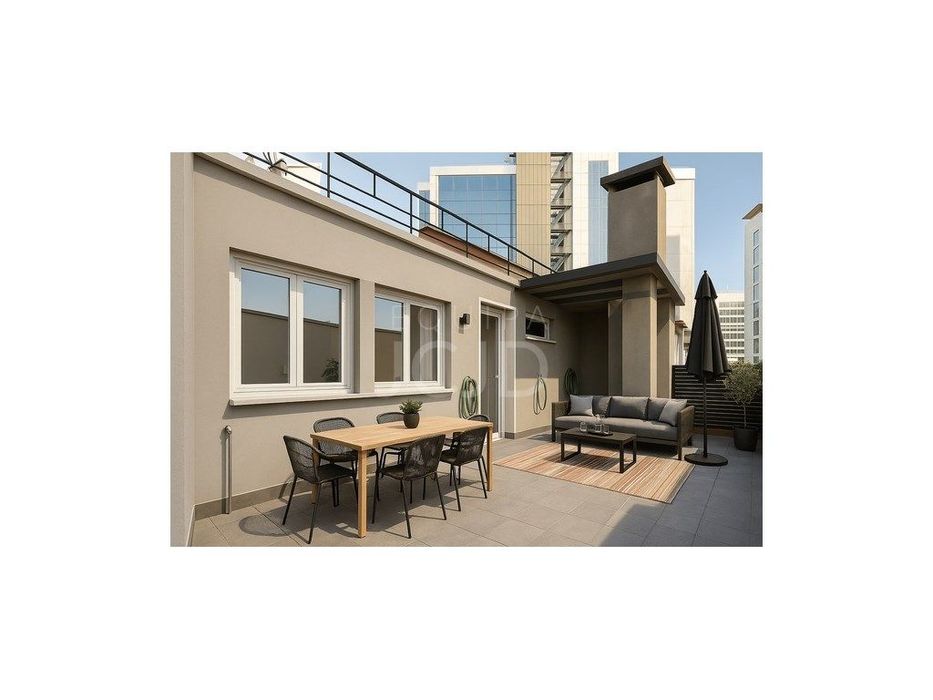 Apartamento T0+1 com Grande Terraço e Sótão - Avenidas Novas, Lisboa