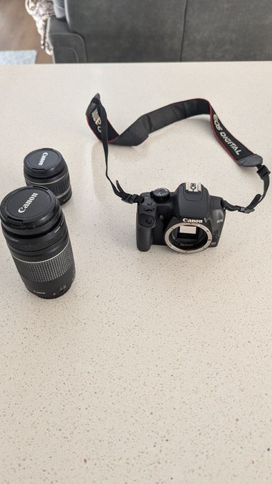 Canon 1000D + Lentes