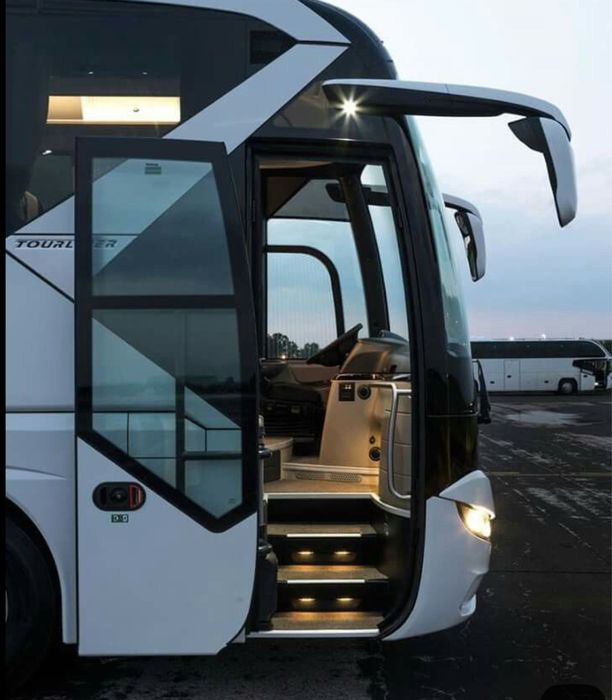 Продаж ТОВ з ліцензією міжнародні на перевезення автобусами