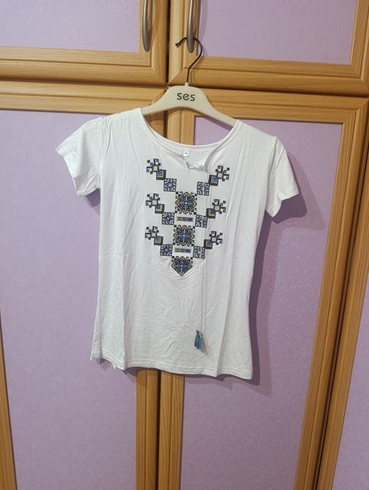Футболка вишиванка блуза