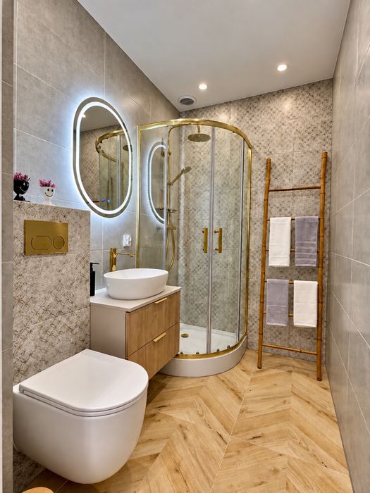 3 pokoje | 52 m² | Po kapitalnym remoncie | 2 balkony | Klimatyzacja | 2. piętro