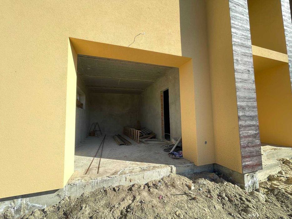 Сучасний та якісний будиночок с.Петриків.