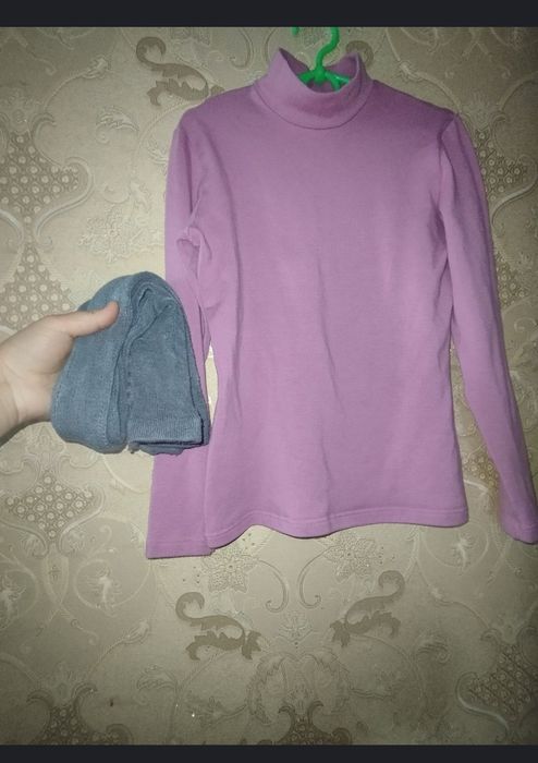 На дівчинку 11-12 років