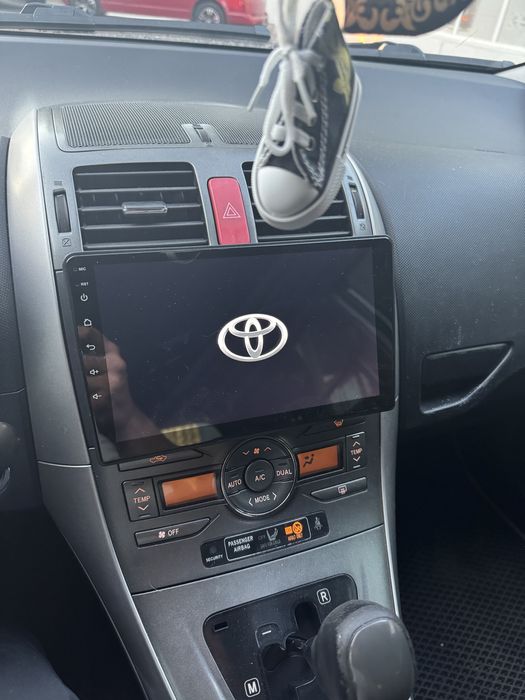 Продам Toyota Auris 2008