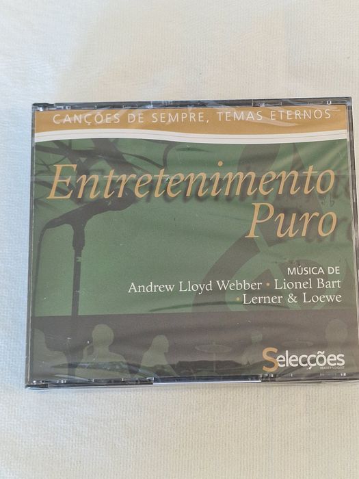 Caixa com 3 CDs de música Temas eternos. Novos