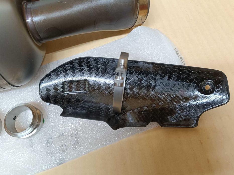 Ponteira Akrapovic Titânio BMW R1200 GS ou GSA ou R1250 GS GSA