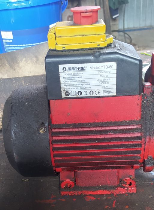 Sprzedam silnik elektryczny od pompy paliwa.