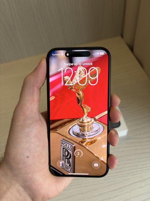 iPhone 15 Pro 256 GB | Black Titanium | Фізична SIM | Ідеальний стан