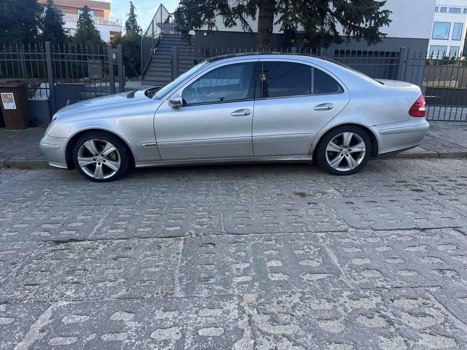 Mercedes Benz E211 2.7 Diesel. automat Gdynia Śródmieście • OLX.pl