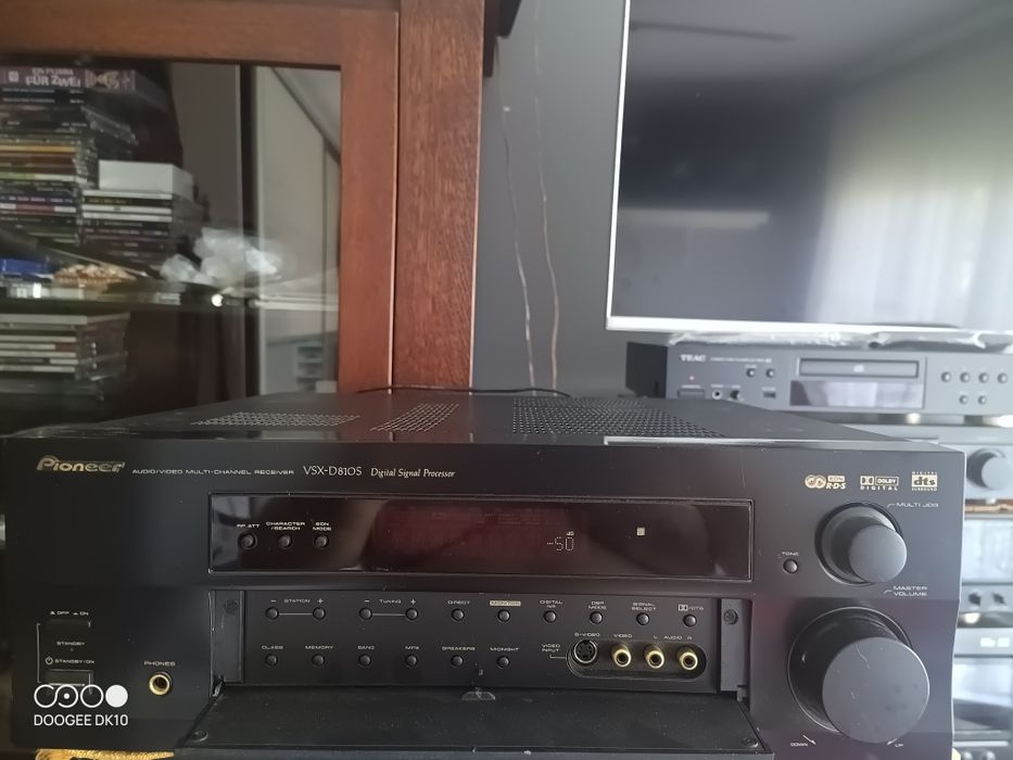 Amplituner Pioneer VSX D810S