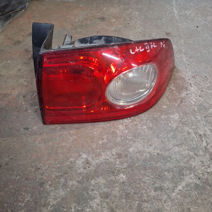 Lampa prawy tył laguna 2 fl