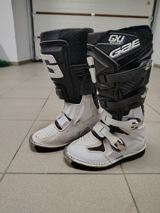 Dziecięce buty motocrossowe Gearne SGJ 34