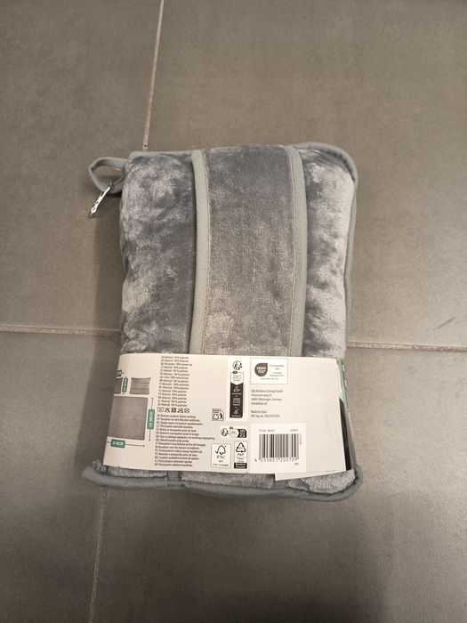 Nowy szary koc podróżny i poduszka 2w1
