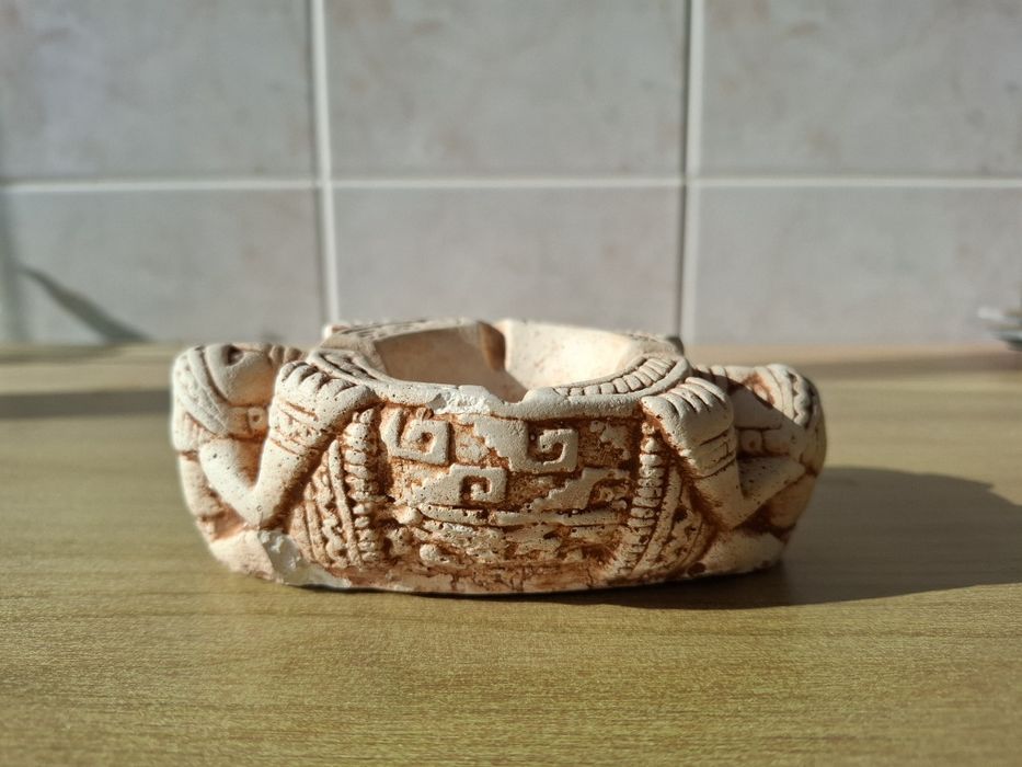 Cinzeiro em cerâmica