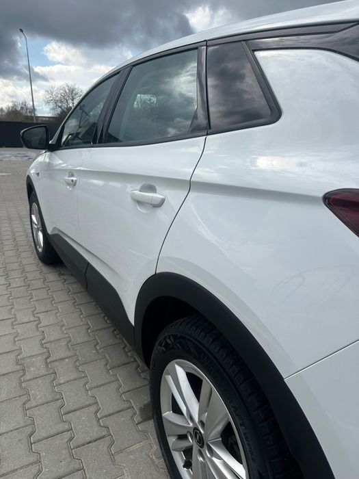 Opel Grandland в ідеальному стані