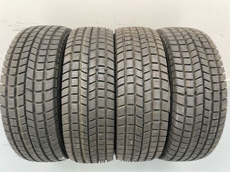 4 pneus 215/65 R15 4x4