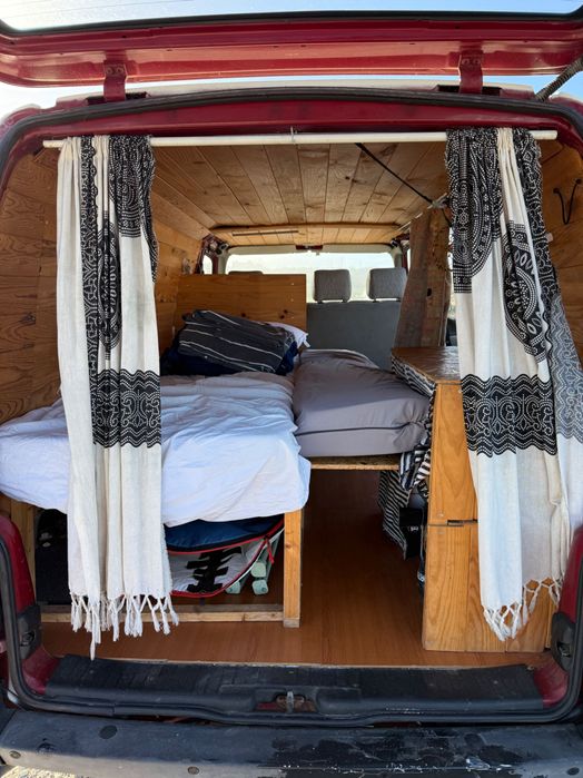 Volkswagen T4 1992, 2.4D