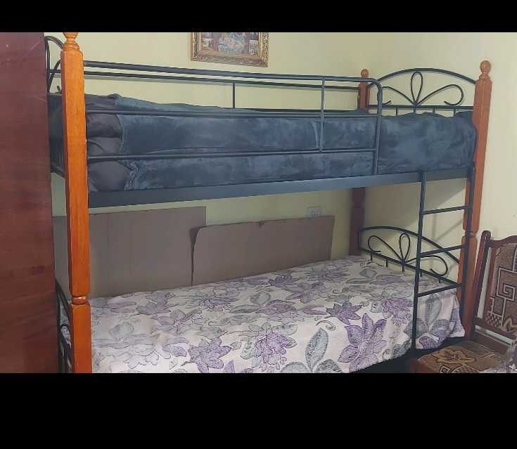 Ліжко двох ярусне