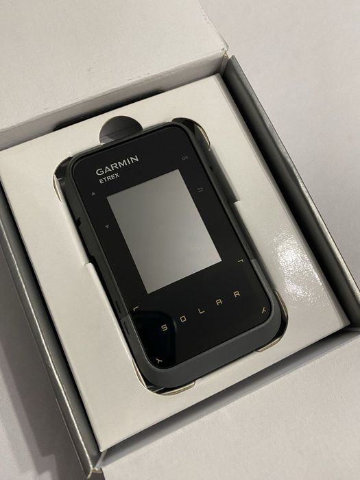 Навигатор Garmin eTrex Solar GPS (010-02782-00) Солнечный заряд