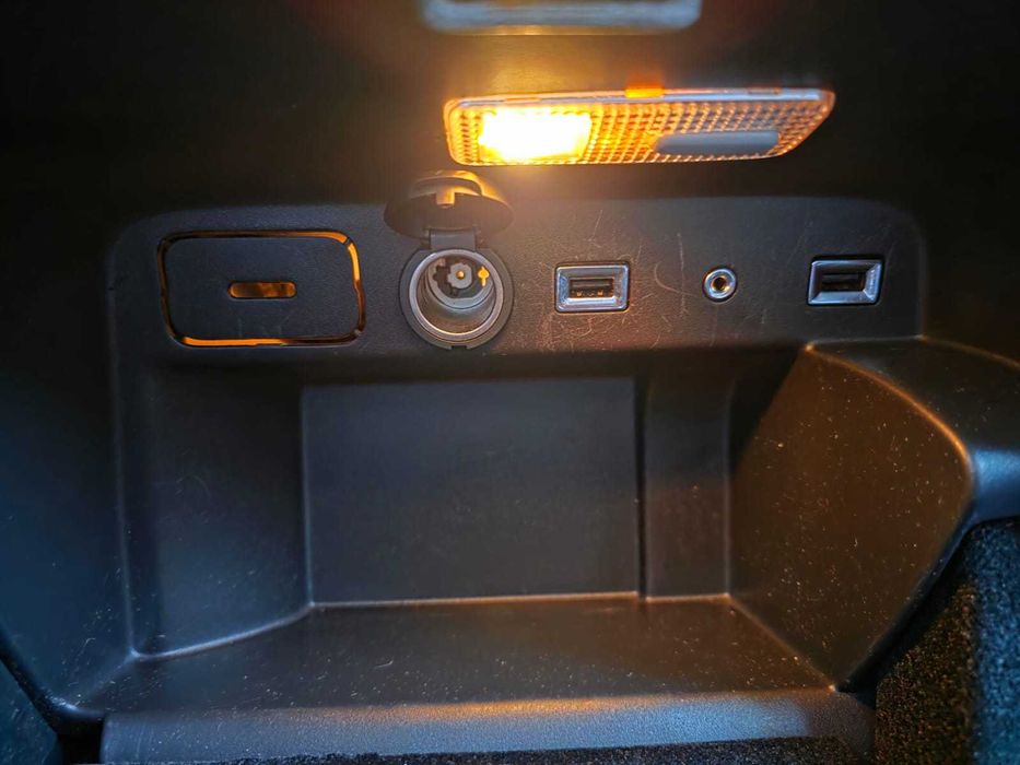 Carro de 7 lugares em ótimas condições