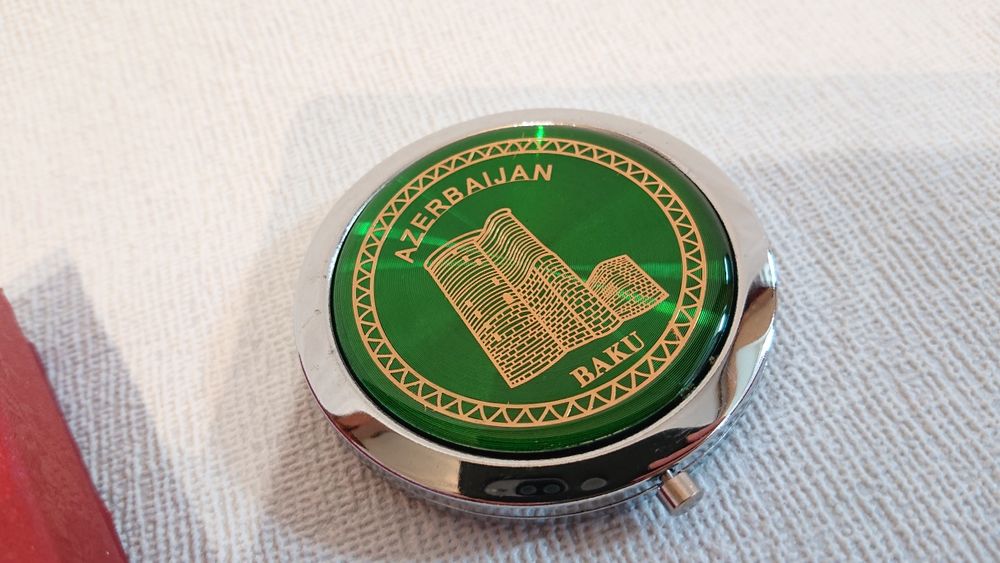 Зеркальце карманное косметическое зеркало азербайджанский сувенир