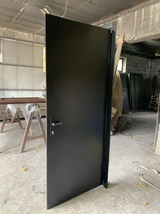 Двери входные металические производитель