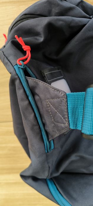 Quechua proteção mochila avião
