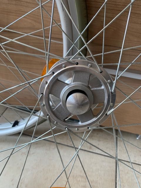 Koła obręcze do wózka inwalidzkiego BREZZY BasiX2 bębnowe z hamulcami