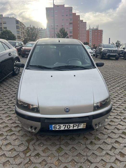 Fiat punto ano 2000