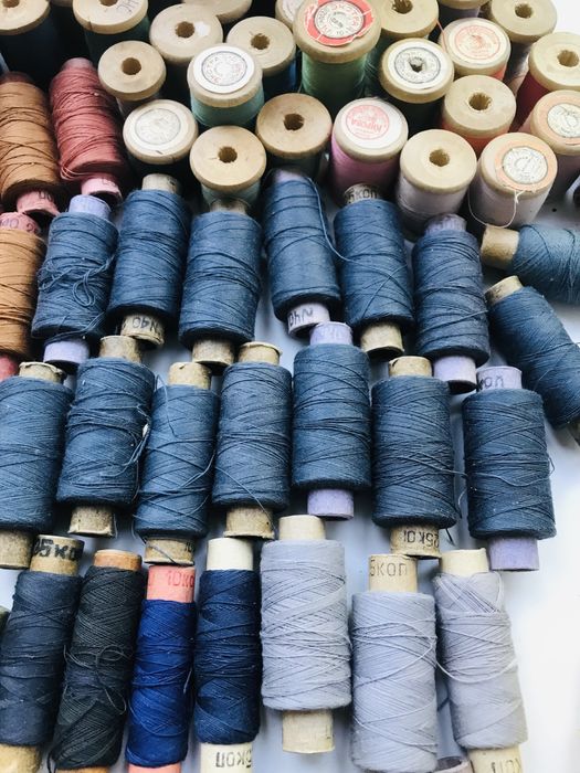 Нитки для шитья,фурнитура, иглы