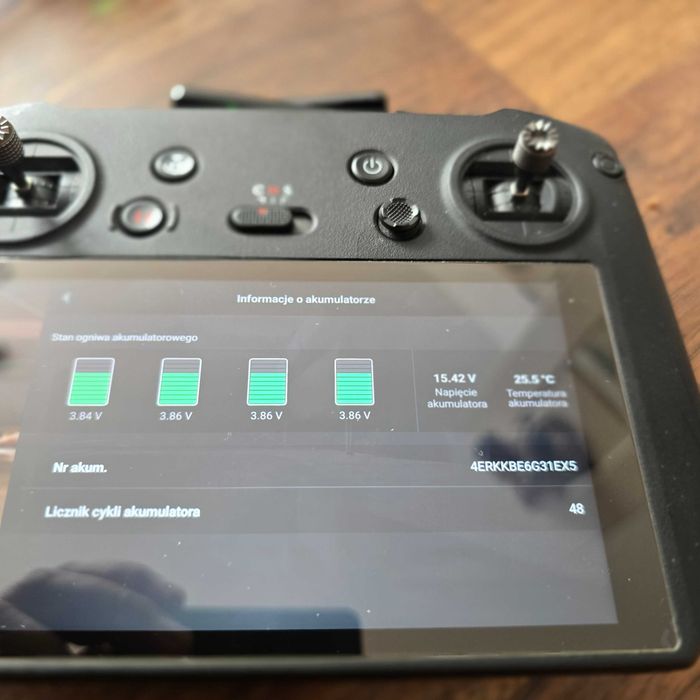 DJI Mavic 3 + DJI RC Pro | 2x Bateria | Akcesoria PGYTECH | Stan BDB
