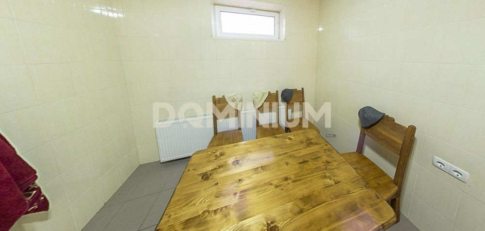 Продається діючий відпочинковий комплекс у с. Пилипець