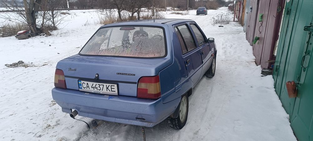 Продам автомобіль славута