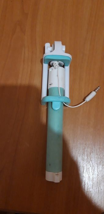 Селфи палка           .