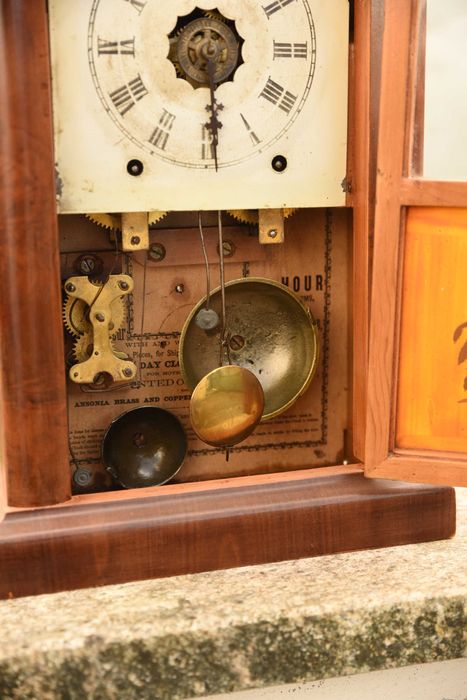 Relogio antigo e raro Ansonia cerca de 1860