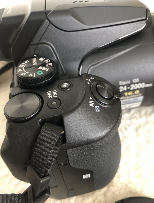 Câmara Fotográfica NIKON Coolpix P900