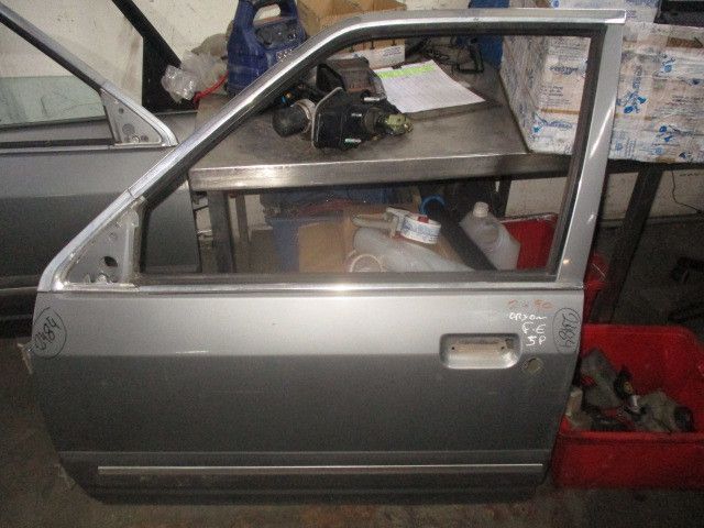 Porta frente esquerda FORD Orion I (AFD)