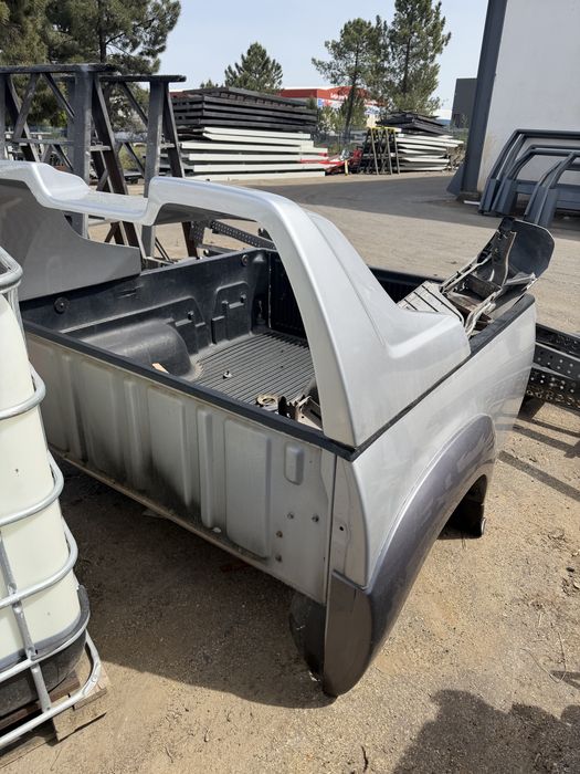 Caixa de carga original MAZDA BT50