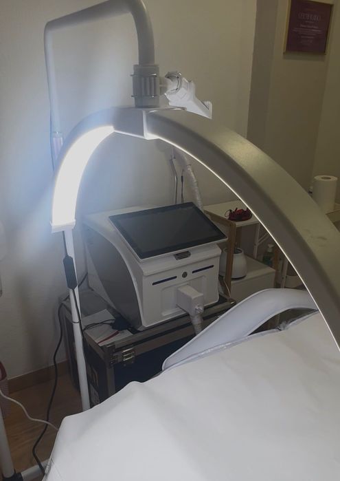 Candeeiro de pé Glow PRO – Iluminação Profissional