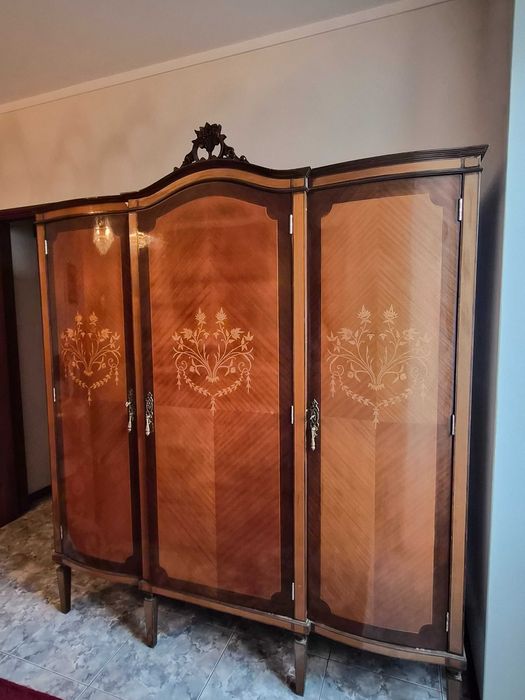 Roupeiro estilo Dona Maria