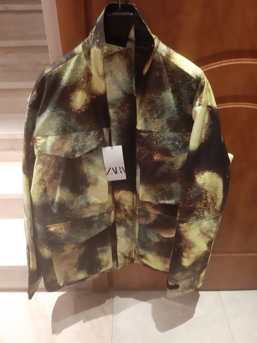 Kurtka Zara narty kolekcja zima śnieg tkmaxx kolorowa snowboard moro