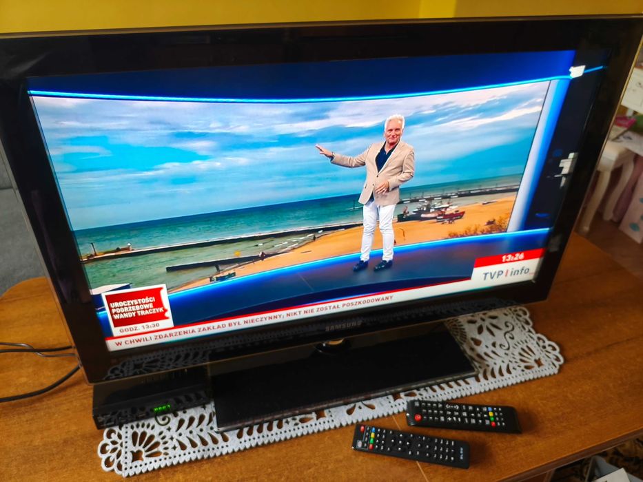 Telewizor Samsung 32 cale, dekoder DVBT2