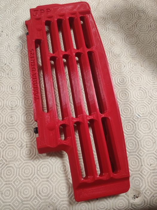 Proteção de Radiador para DTR125 em Vermelho