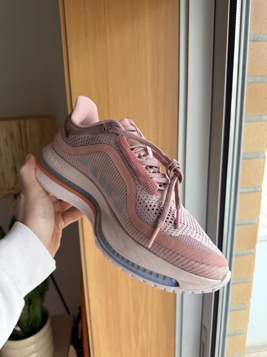 Nike pegasus premium