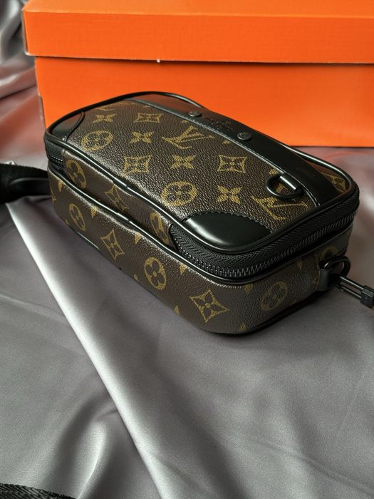 Чоловіча сумка Louis Vuitton мужская сумка барсетка мессенджер через плечо бананка клатч